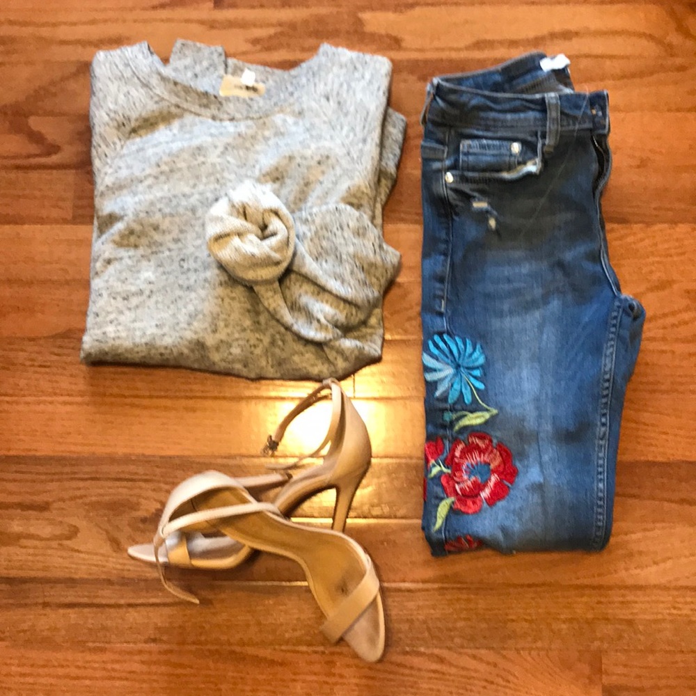 Zara embroidered jeans